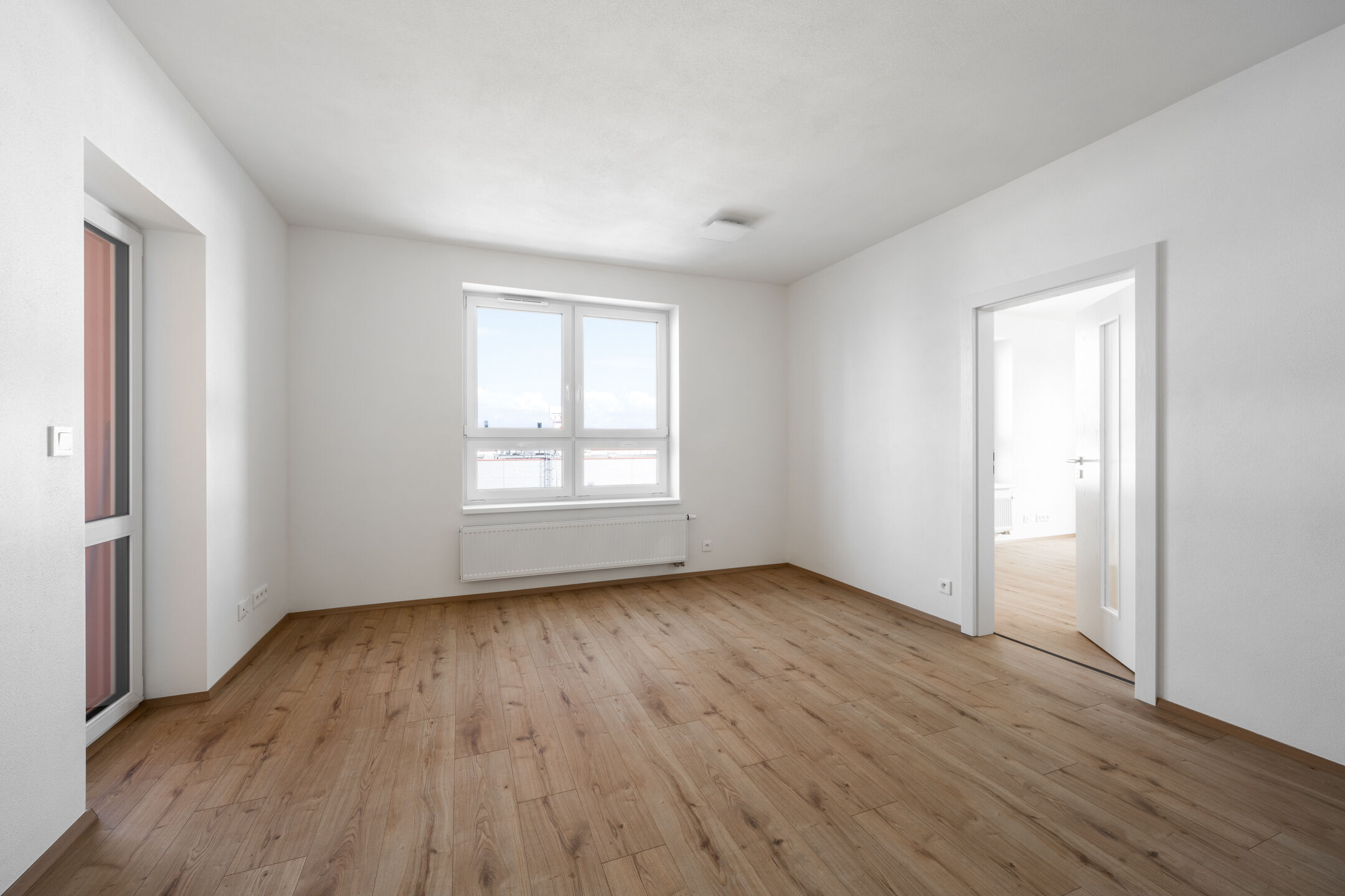 Byt 2+kk s lodži&iacute; a gar&aacute;žov&yacute;m st&aacute;n&iacute;m, 47 m2