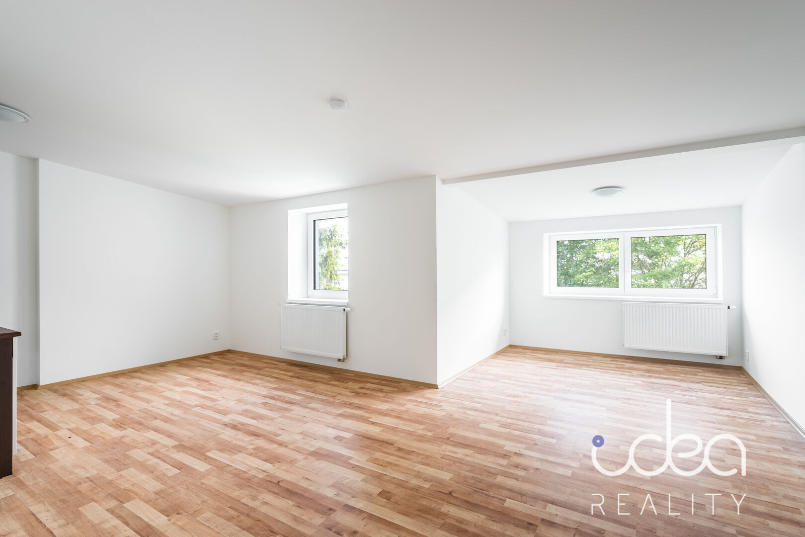 Byt 1+kk s parkovac&iacute;m st&aacute;n&iacute;m, 39 m2