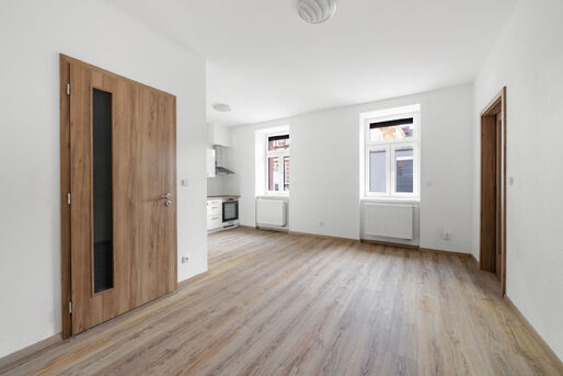 Modern&iacute; byt 2+kk v centru města, 45 m2