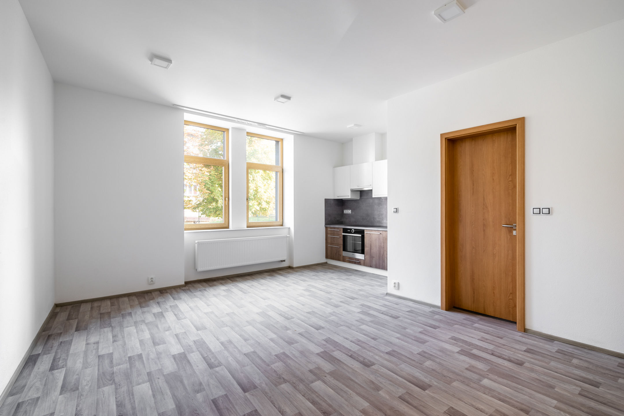 Prostorn&yacute; byt 1+kk, 34 m2