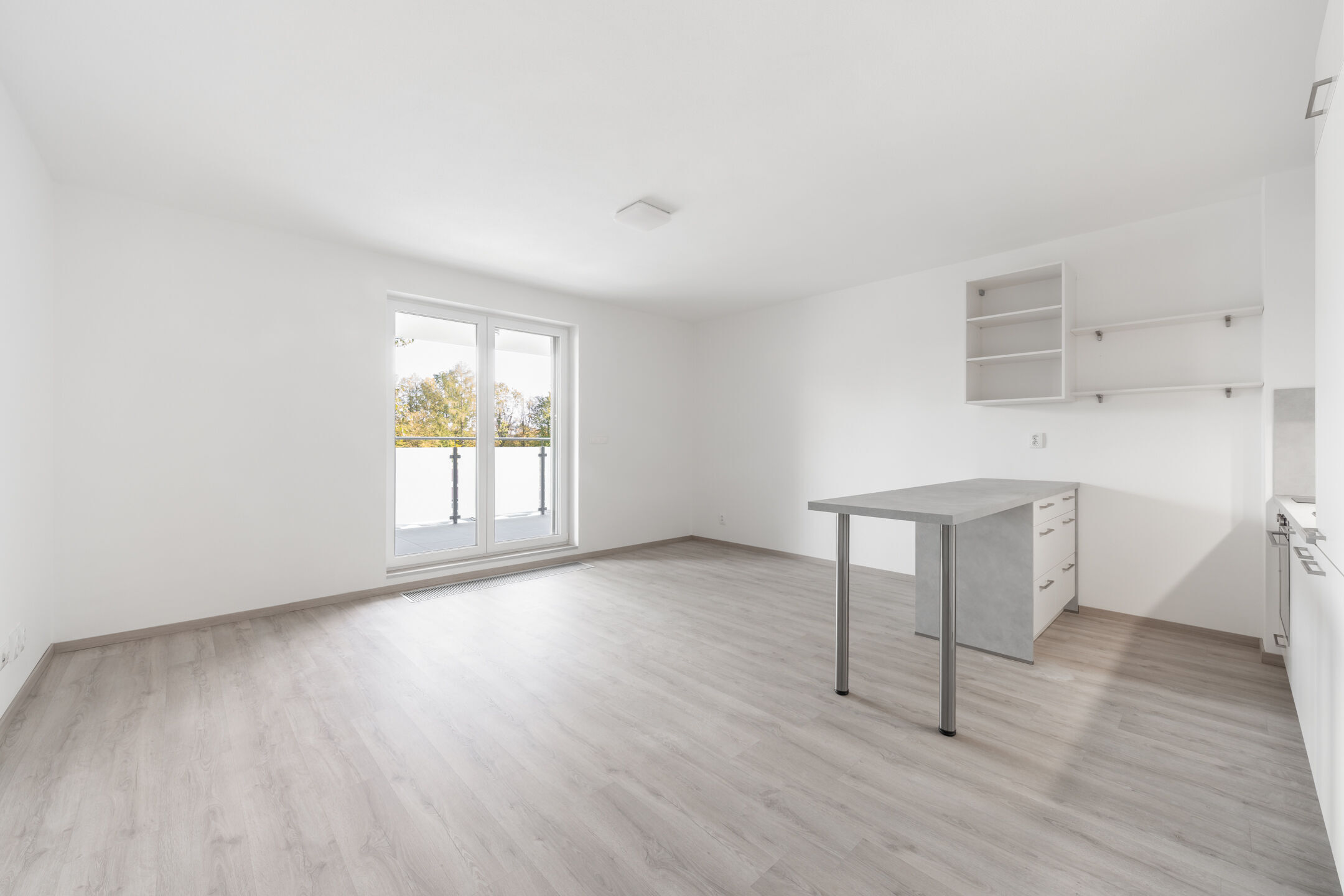 Nov&yacute; byt 1+kk s parkovac&iacute;m st&aacute;n&iacute;m, 35 m2