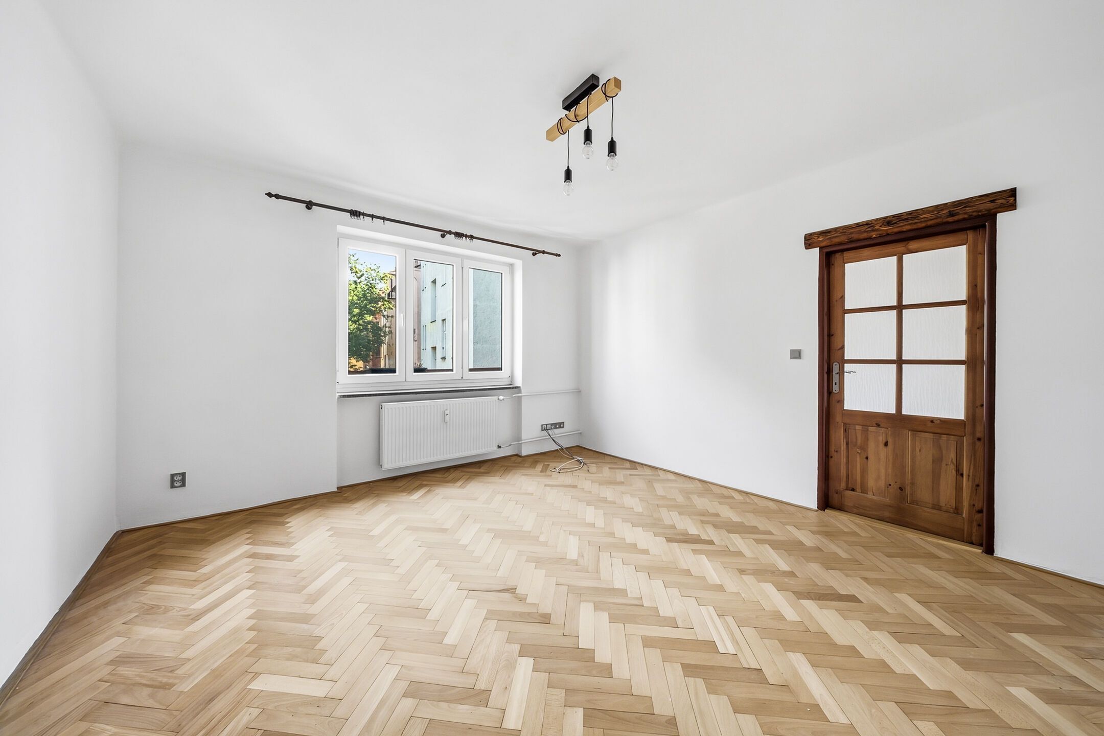 Prostorn&yacute; byt 2+1, 57 m2